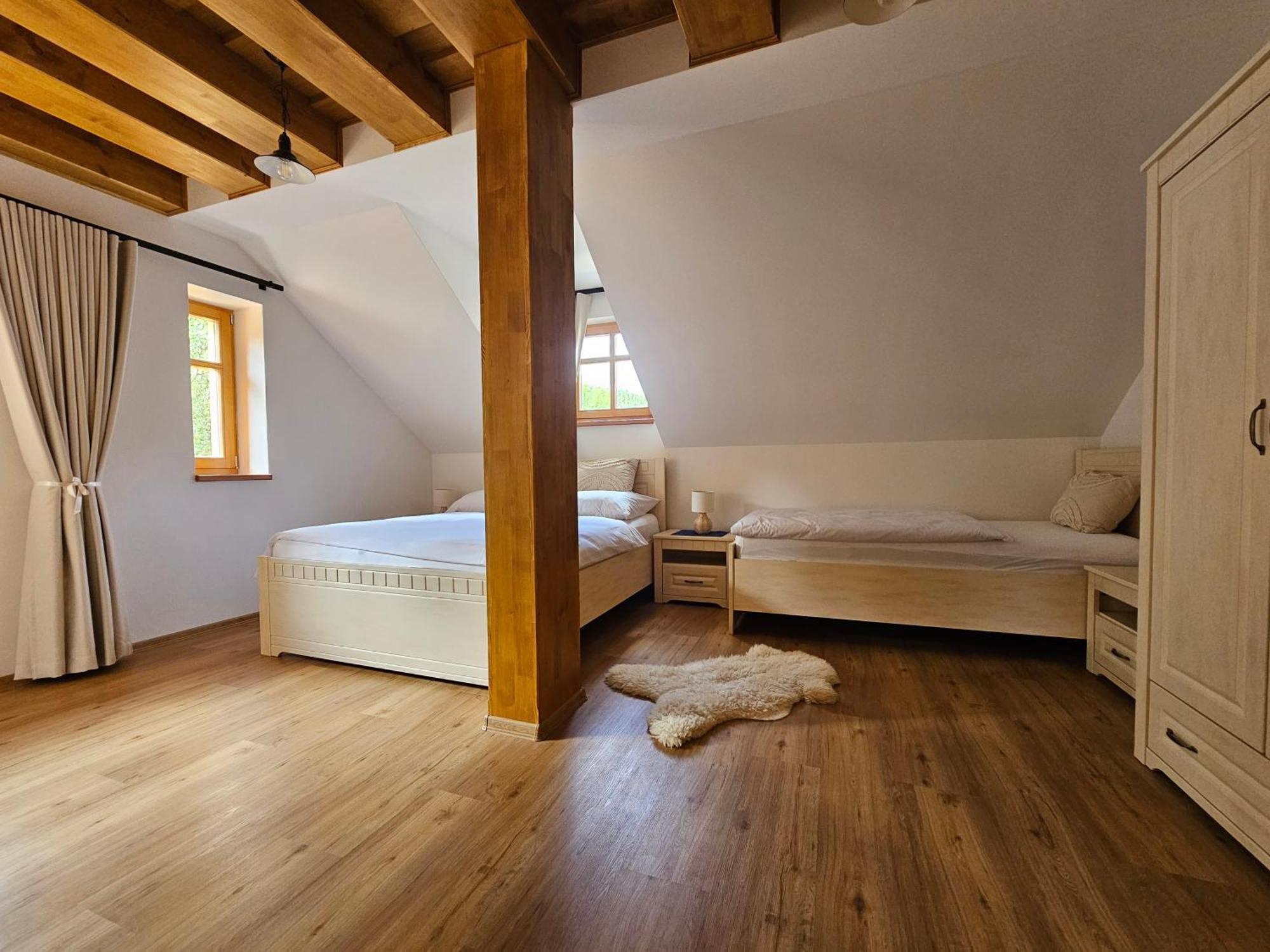 Apartmany Jezerne Velké Karlovice Habitación foto