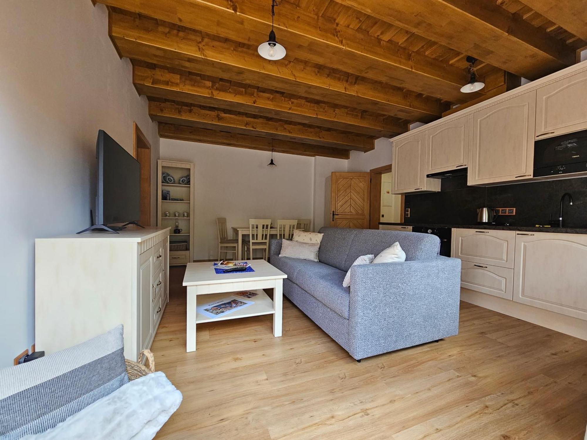 Apartmany Jezerne Velké Karlovice Habitación foto